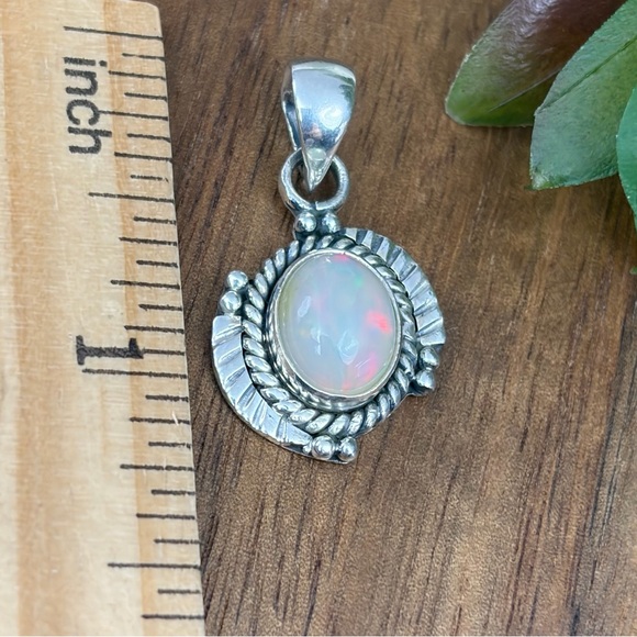 Ethiopian Opal Gemstone Pendant Solid Sterling Silver 925 Boho Southwest New - Picture 9 of 10